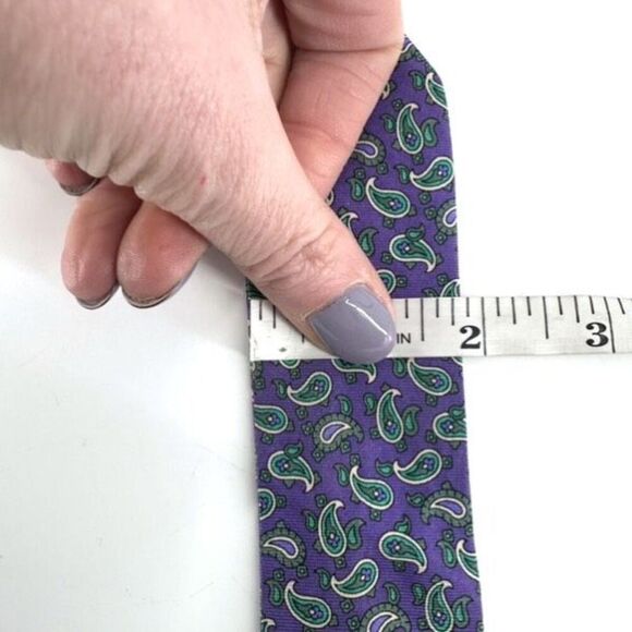 The Bow Tie Club Mens Pure Silk Paisley Handmade Adjustable Bow Tie Purple Green - Picture 5 of 5